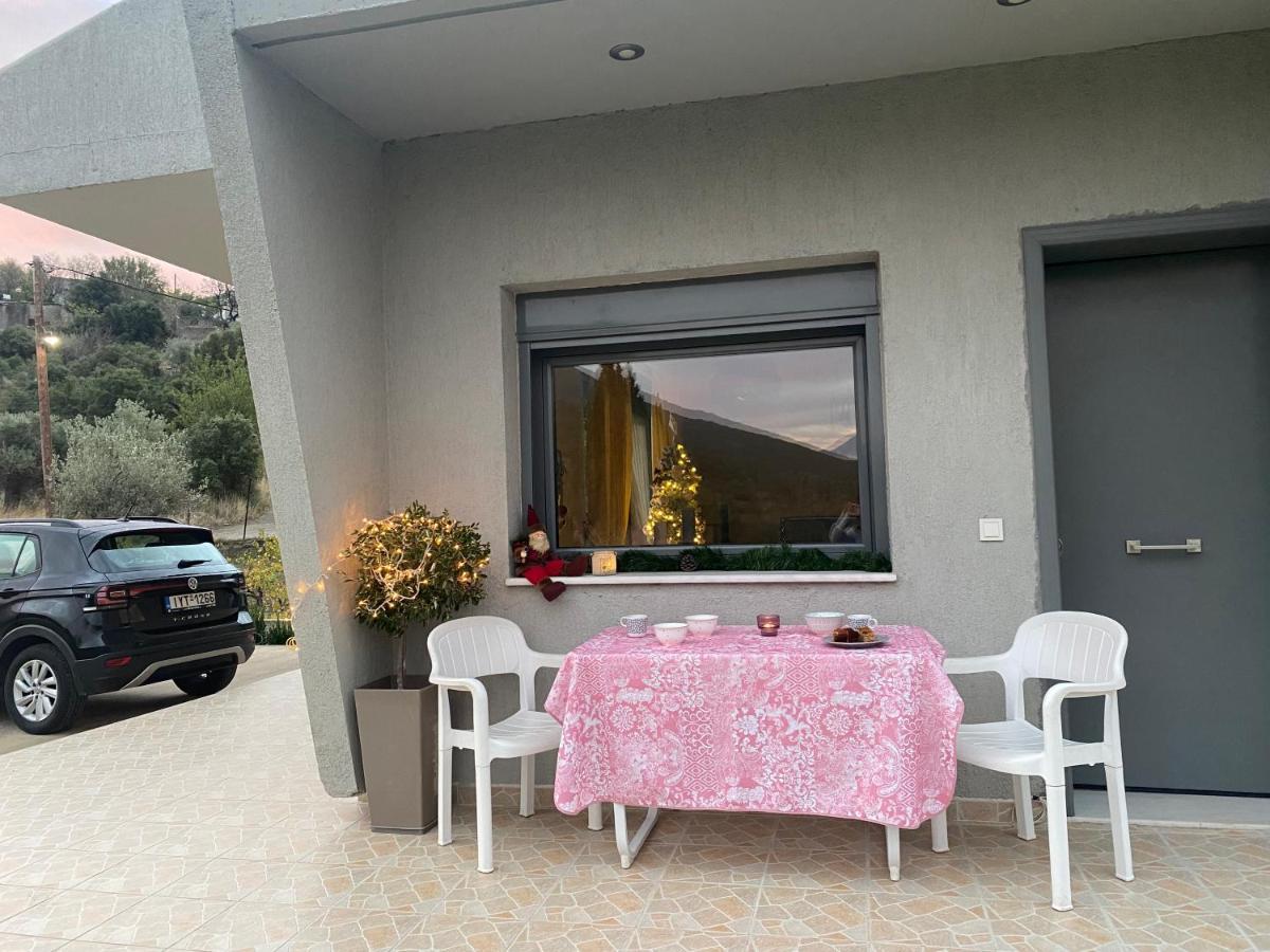 Stellas Guesthouse Near Arachova Stírion Extérieur photo